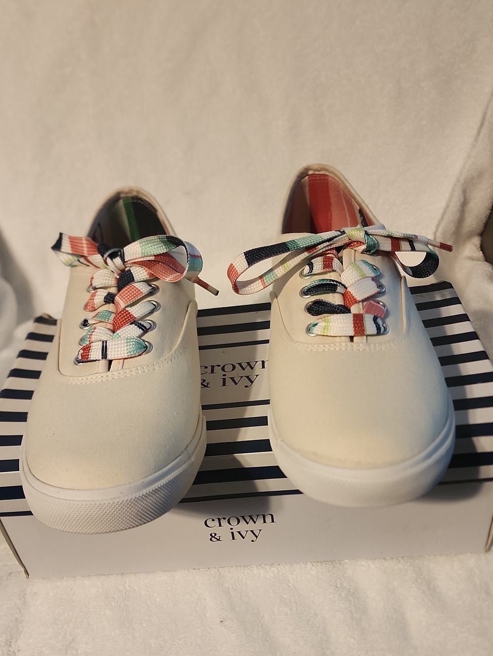 crown & ivy Cream Canvas Sneakers with Multicolor Stripe Laces